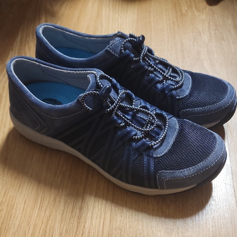 Dansko 38 Excellent Condition Womens Navy Blue Casual Sneakers Shoes Suede S.0